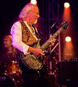4th-Martin-Barre-Jethro-Tull-by-Dave-Best