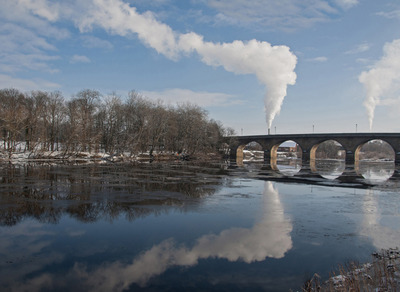 HC-Ice-on-the-Tyne-by-Pat-Johnston