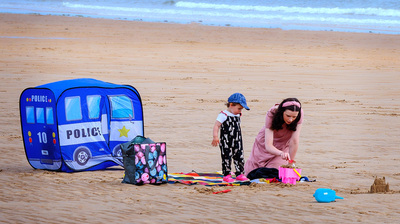 5th - Making Sandcastles - Bob Turner