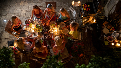 2nd - Dining With The Girls - Graham Oliver